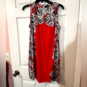 APT flowy dress with flowers size M great for summer